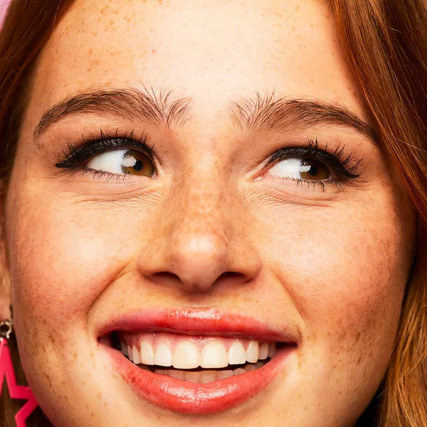 Benefit Browvo Conditioning Brow Primer 3 Benefit Browvo Conditioning Brow Primer - Image 3