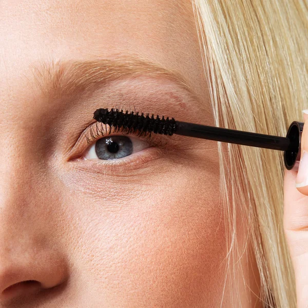 RapidGlam Eyelash Enhancing Mascserum 6 RapidGlam Eyelash Enhancing Mascserum - Image 6