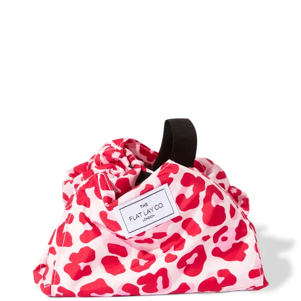 The Flat Lay Co. Drawstring Bag - Pink Leopard 3 The Flat Lay Co. Drawstring Bag - Pink Leopard - Image 3