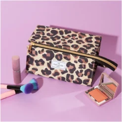 The Flat Lay Co. Open Flat Box Bag - Leopard Print 9 The Flat Lay Co. Open Flat Box Bag - Leopard Print -Anastasia Beverly Hills Sales 13308342 6715045690965437